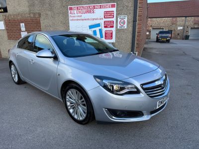 Vauxhall Insignia 2.0 INSIGNIA TECHLINE CDTI ECO S/S Hatchback Diesel Silver at Charger Gold Malton