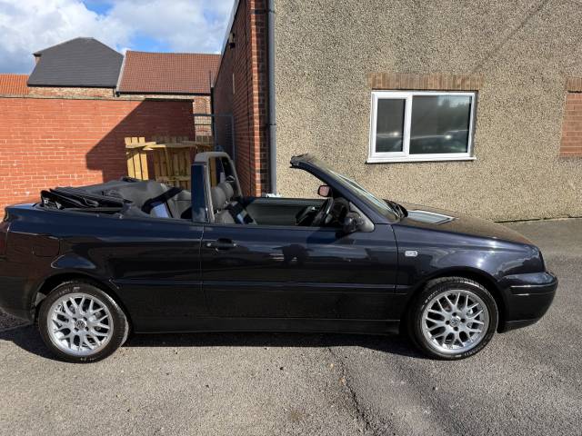 2002 Volkswagen Golf 2.0 GOLF CABRIOLET AV-GE