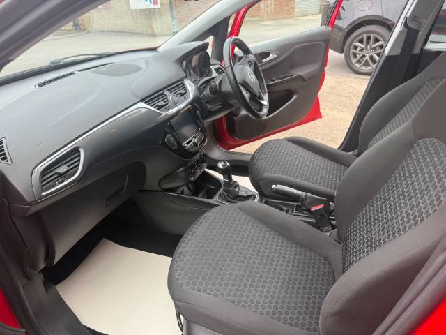 2018 Vauxhall Corsa 1.4 CORSA DESIGN
